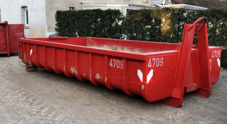 Mittels OCR-Erkennung kann der Container über das Foto einer vorhandenen Nummerierung per Smartphone identifiziert und verwaltet werden. Bild: Couplink