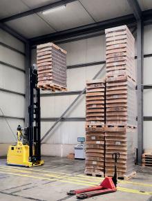 EK Automation setzt 3D-Kameras in Verbindung mit einer Software zur Bildauswertung ein, um auch instabile Lasten zu stapeln. Bild: E&K Automation GMBH